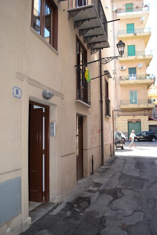 Le Sedie Volanti Palermo Bagian luar foto